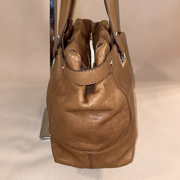 Michael By Michael Kors Vintage Tan Leather Satchel/Shoulder EUC - Picture 6 of 16